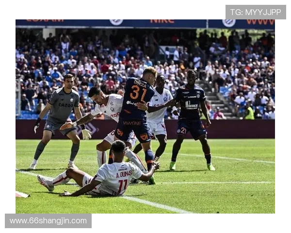 8人制足球比赛：规则解析与战术策略的深度探讨